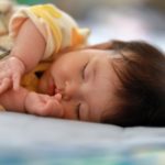 赤ちゃんが寝るときに暖房のエアコンをつけっぱなしでも大丈夫か？