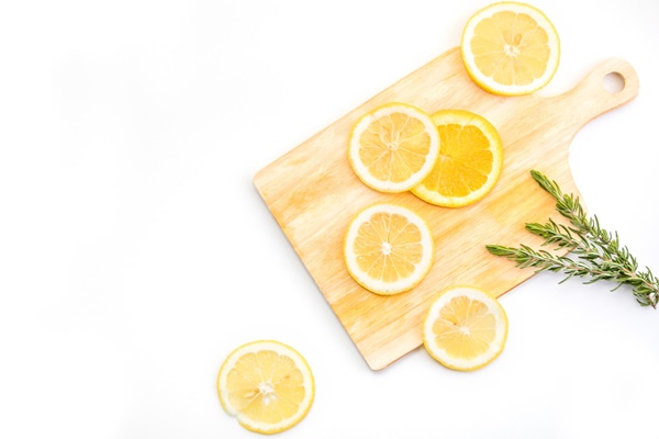 レモンシロップで取り出したレモンの活用法！美味しいリメイクレシピはこれ